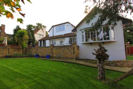 South Weald Road, Homesteads Private Estate, Image 17