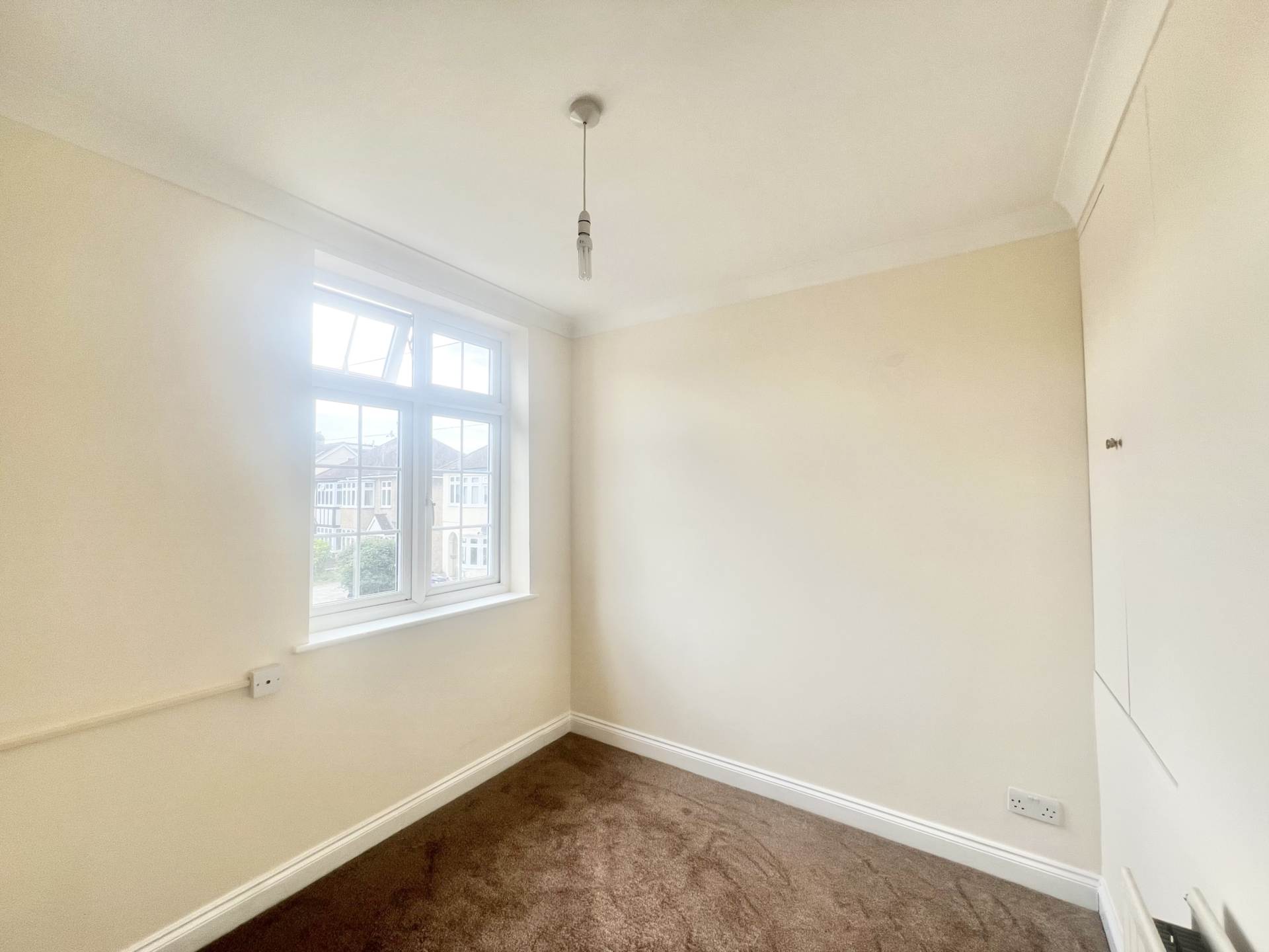 Sussex Avenue, Harold Wood, Romford, Image 16