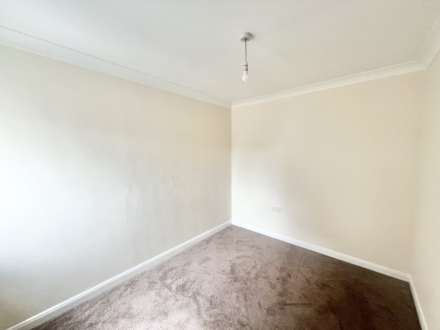 Sussex Avenue, Harold Wood, Romford, Image 12