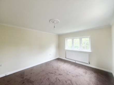 Sussex Avenue, Harold Wood, Romford, Image 14