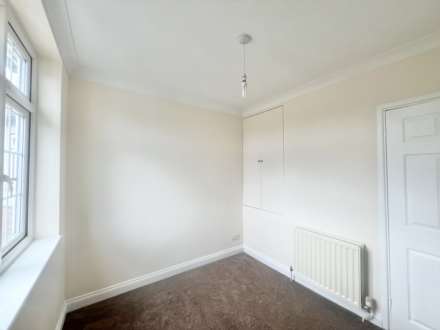 Sussex Avenue, Harold Wood, Romford, Image 15