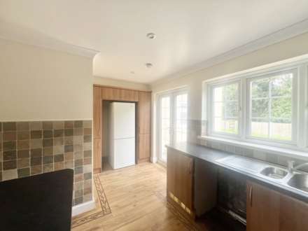 Sussex Avenue, Harold Wood, Romford, Image 3