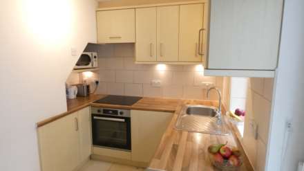 Crown Street, Brentwood, Image 12