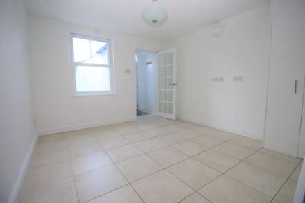 Crown Street, Brentwood, Image 3