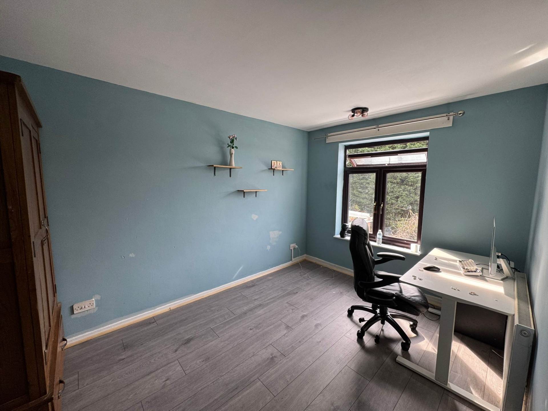 Victoria Road, Brentwood, Image 4