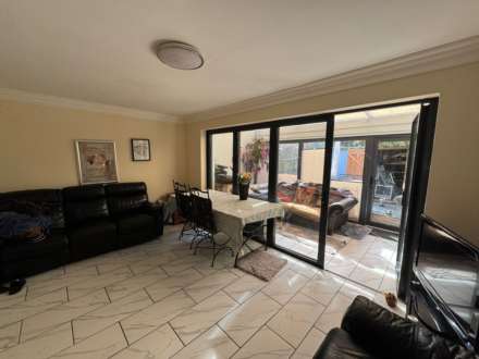 Victoria Road, Brentwood, Image 3