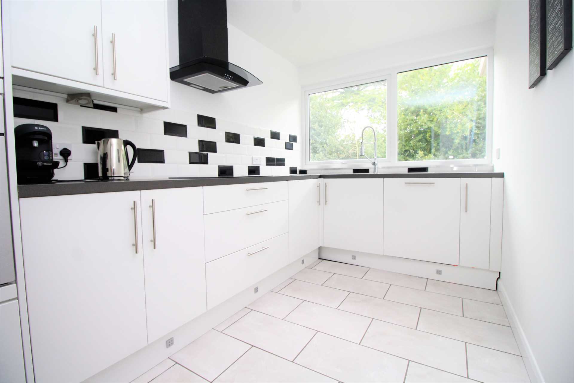 Sawyers Hall Lane, Brentwood, Image 3