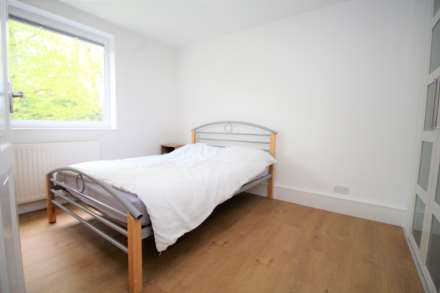 Sawyers Hall Lane, Brentwood, Image 8