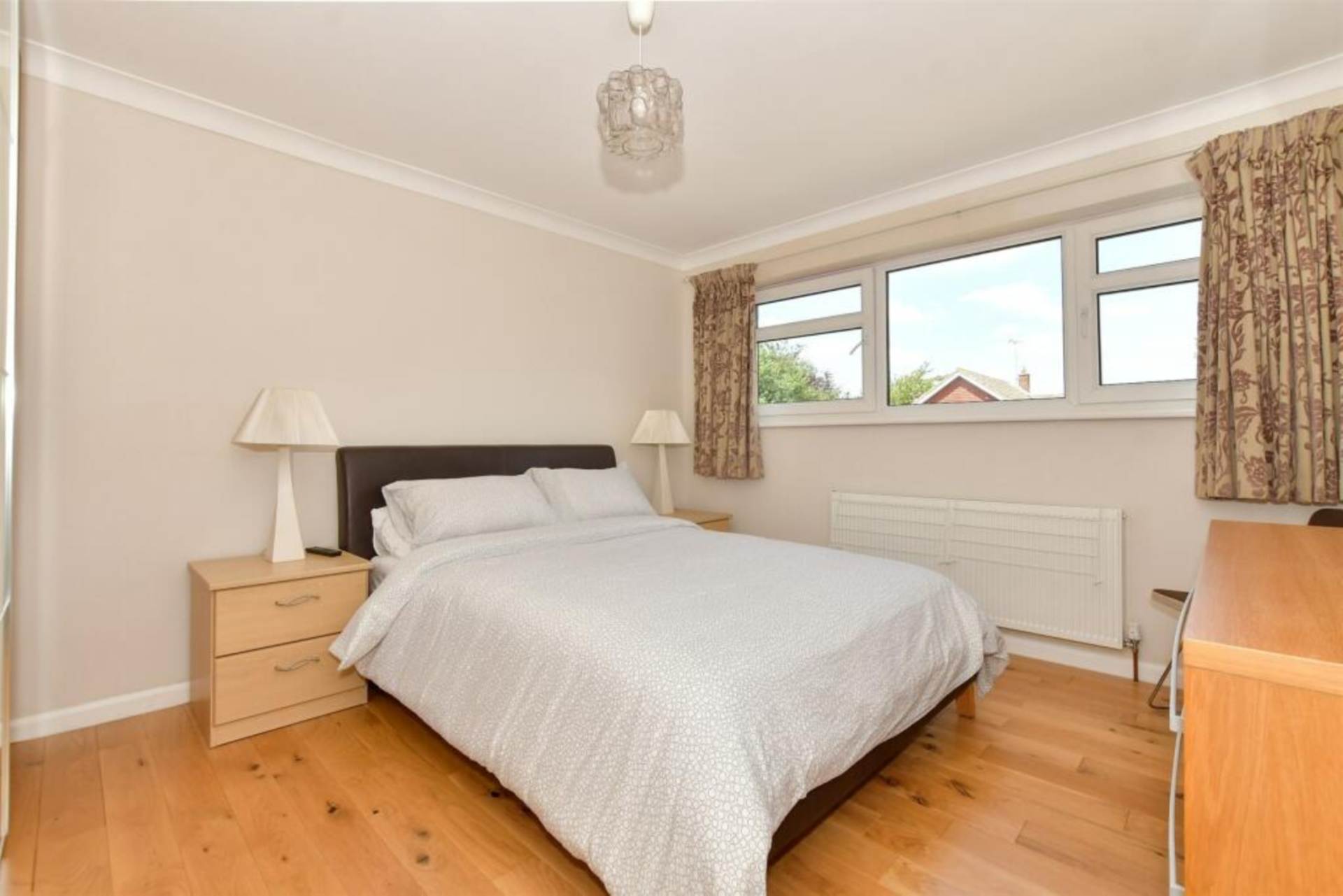 Collins Way, Brentwood, Image 11