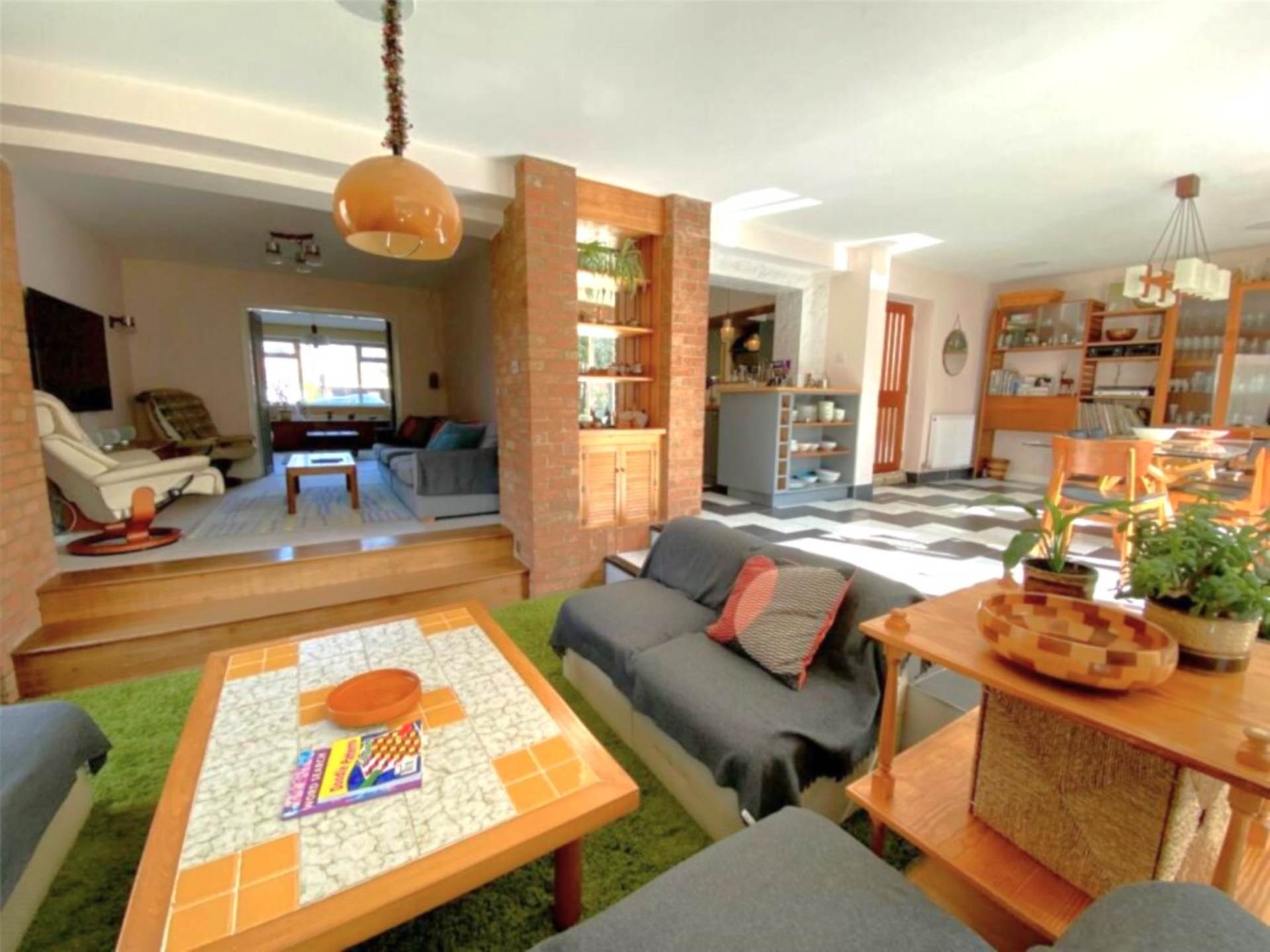 Collins Way, Brentwood, Image 8