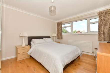 Collins Way, Brentwood, Image 11