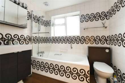 Collins Way, Brentwood, Image 19
