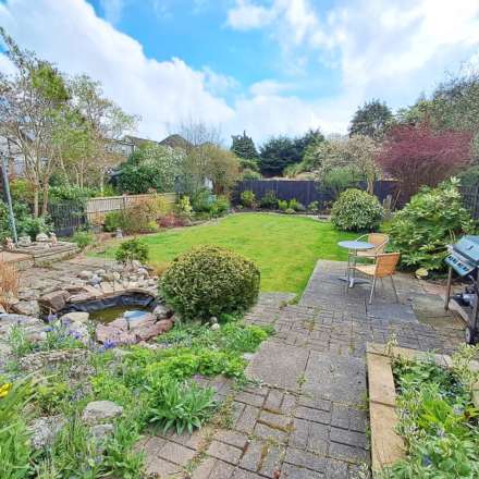 Collins Way, Brentwood, Image 23
