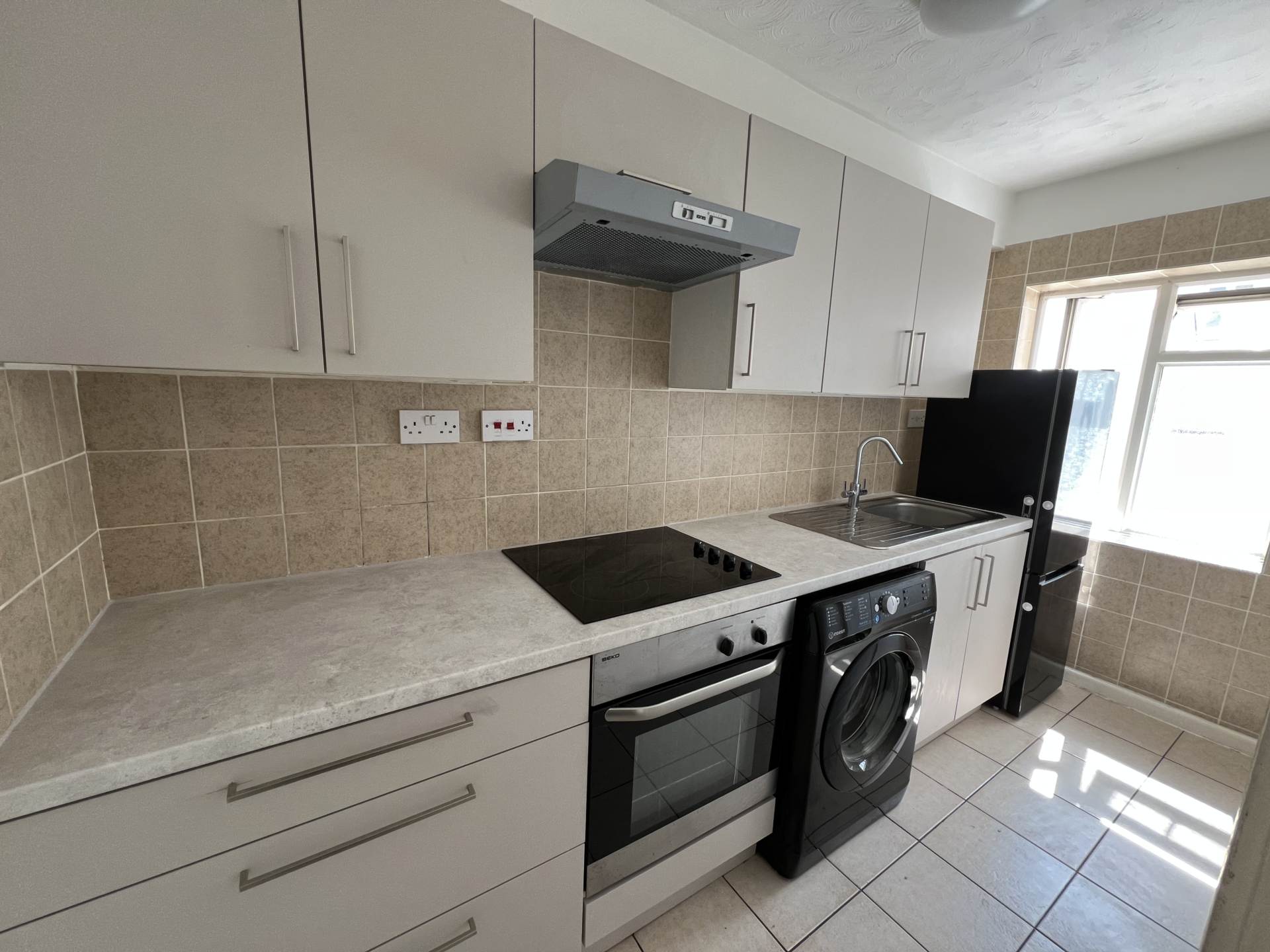 Oulton Hall, Clacton- On- Sea, Image 2