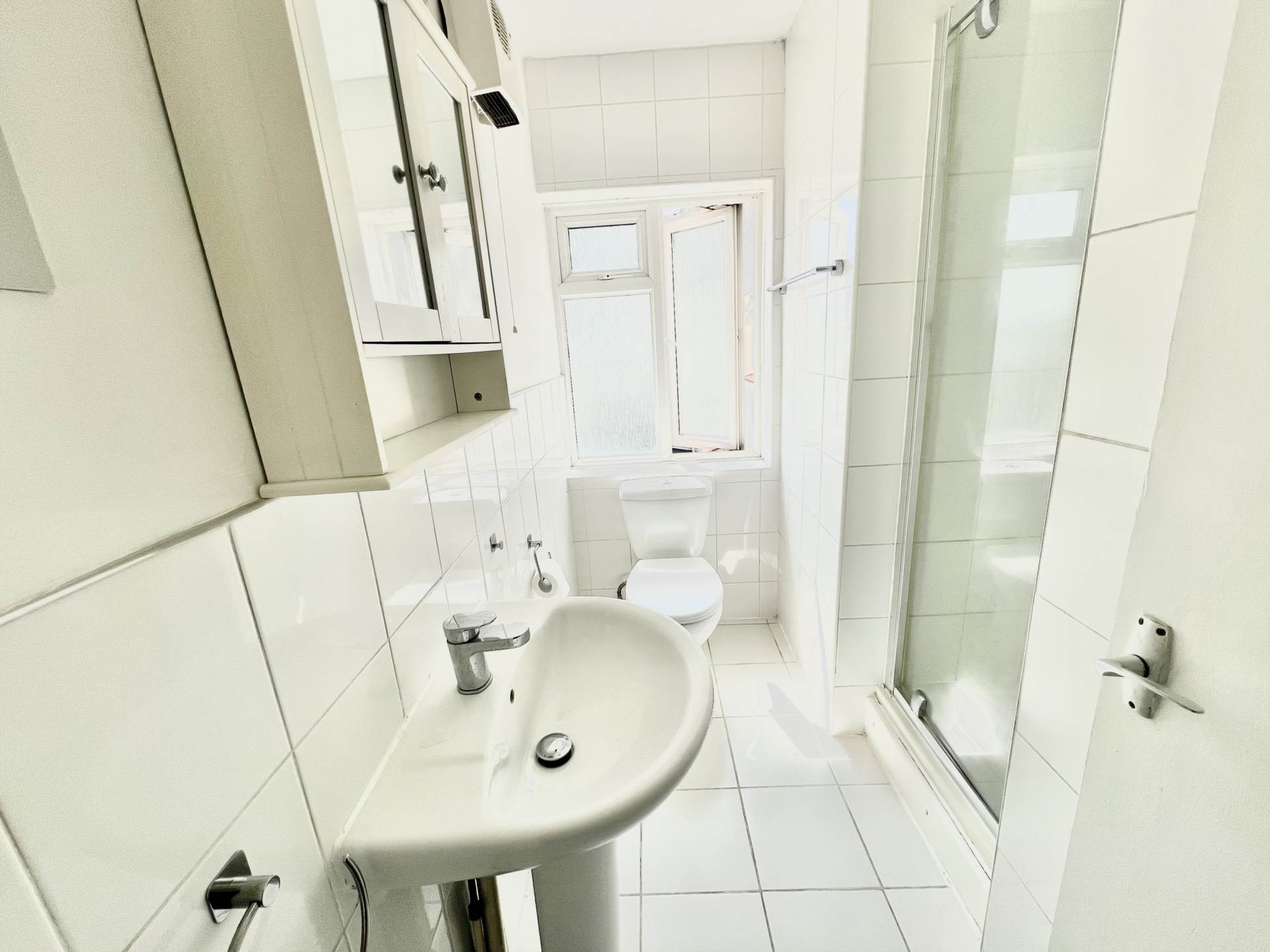 Oulton Hall, Clacton- On- Sea, Image 5