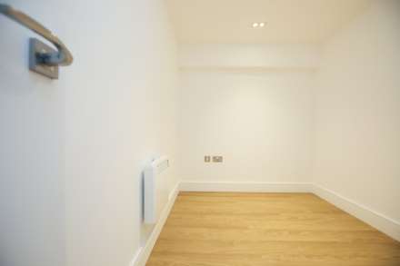 Fairfield Road, Brentwood, Image 8
