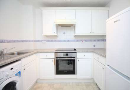 Gresham Close, Brentwood, Image 3