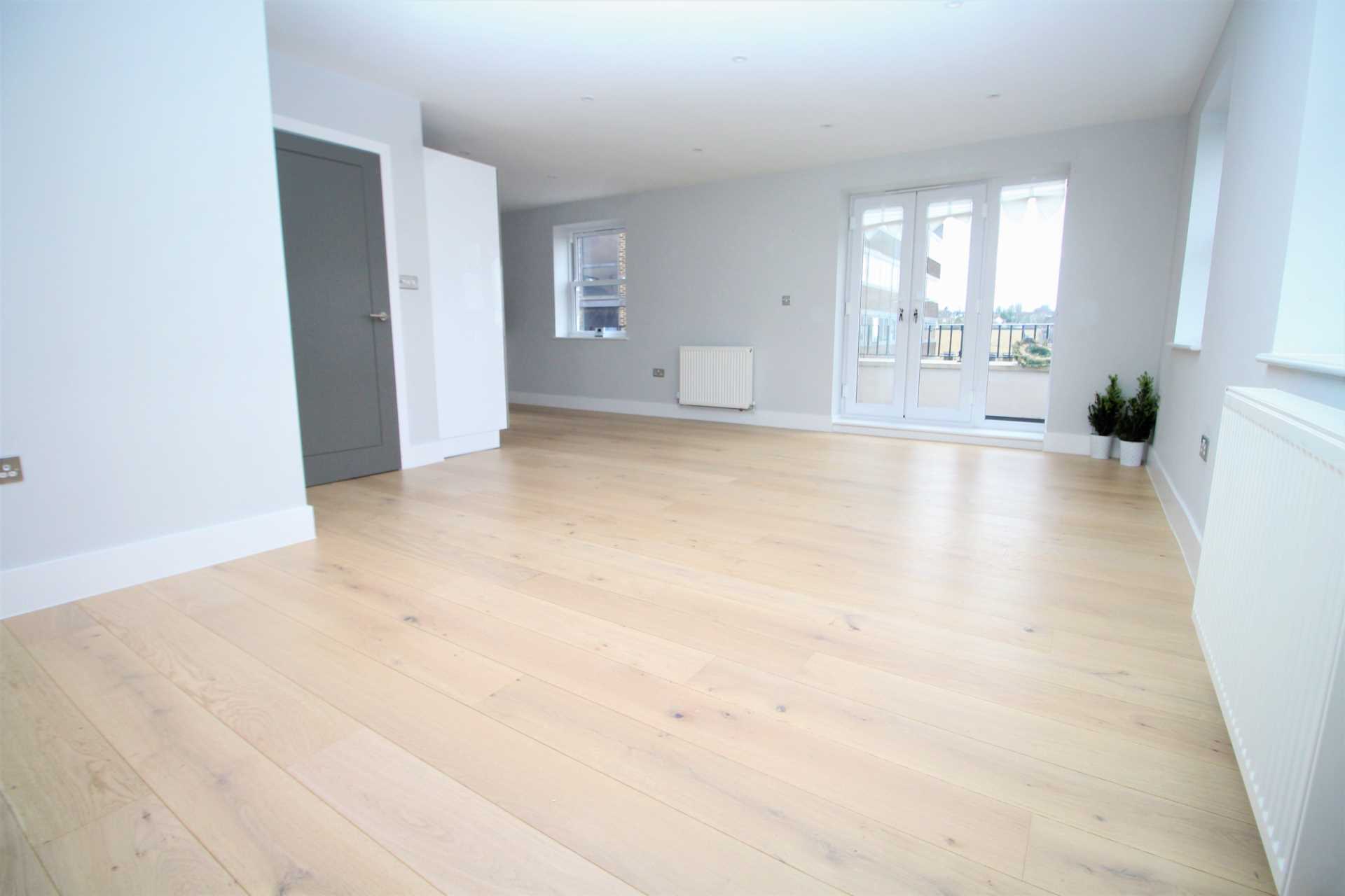 Fairfield Road, Brentwood, Image 3