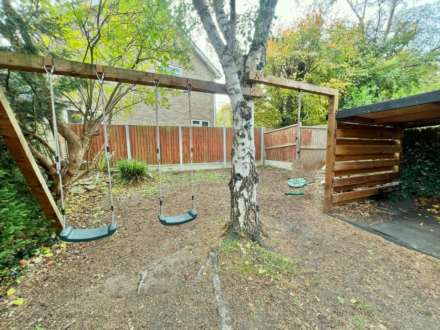 Warley Hill, Brentwood, Image 17