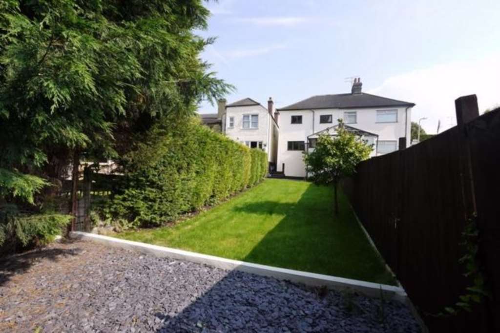Crescent Road, Brentwood, Image 2