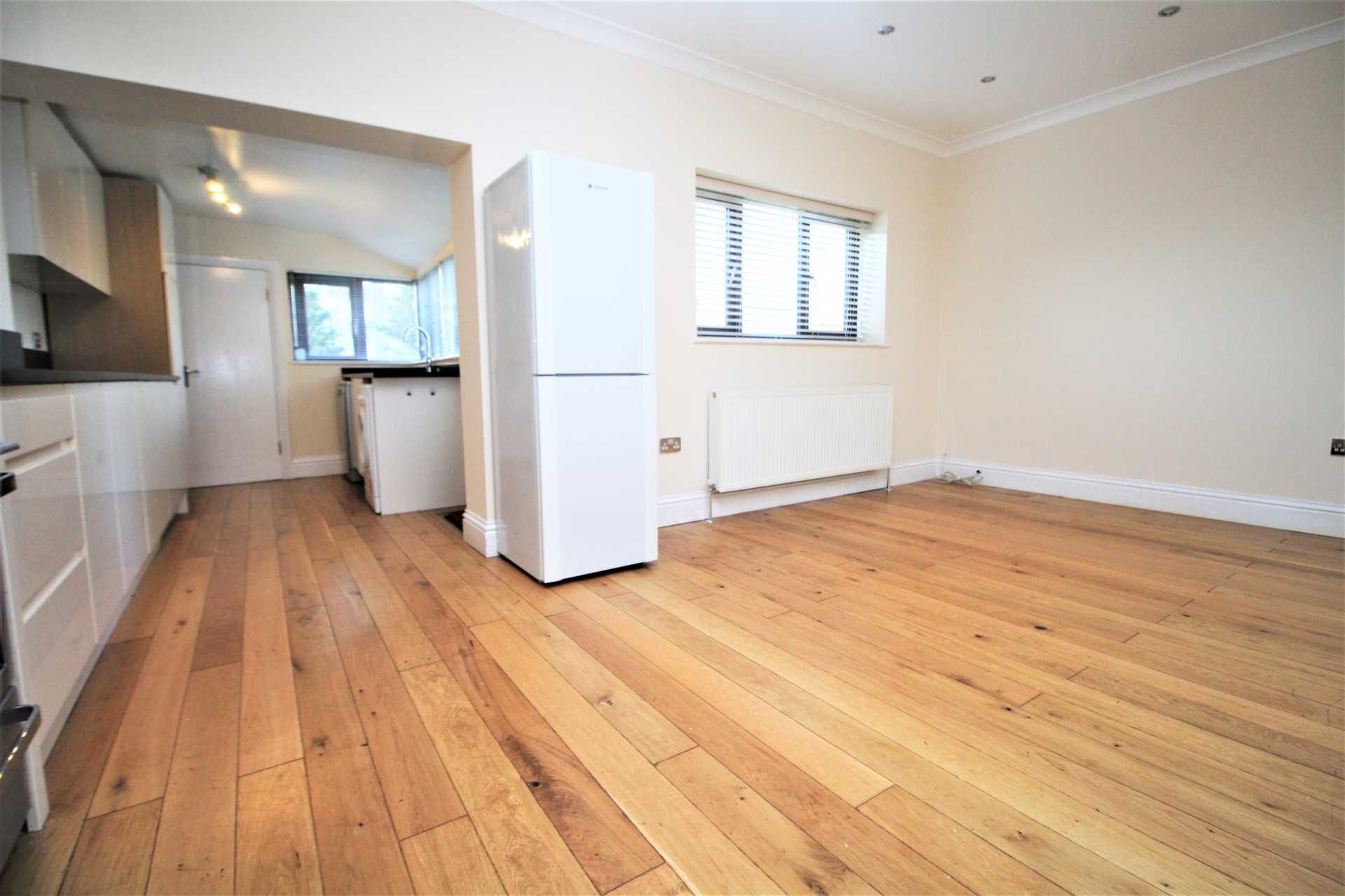 Crescent Road, Brentwood, Image 5
