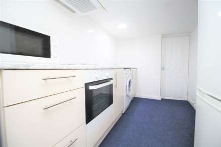 Crescent Road, Brentwood, Image 12