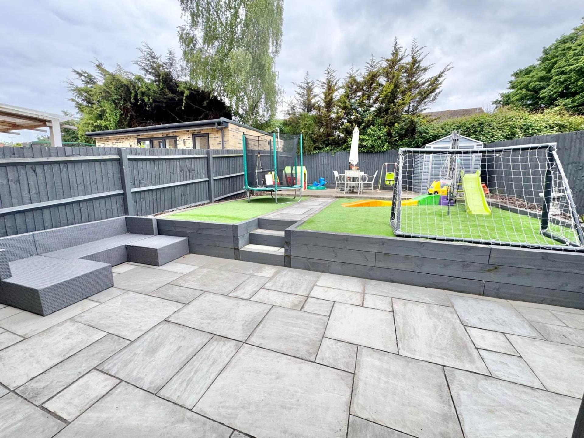 Belhouse Avenue, Aveley, Image 8