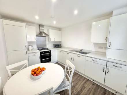 Belhouse Avenue, Aveley, Image 3