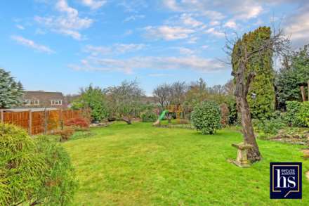 Homestead Private Estate, Brentwood, Image 19