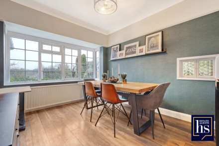 Homestead Private Estate, Brentwood, Image 6