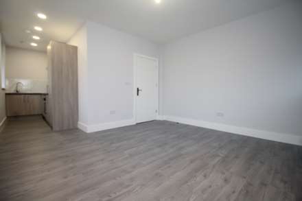 Queens Road, Brentwood, Image 4