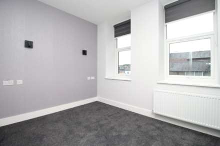 Queens Road, Brentwood, Image 7