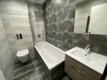 Queens Road, Brentwood, Image 4