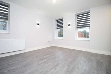 2 Bedroom Apartment, Queens Road, Brentwood