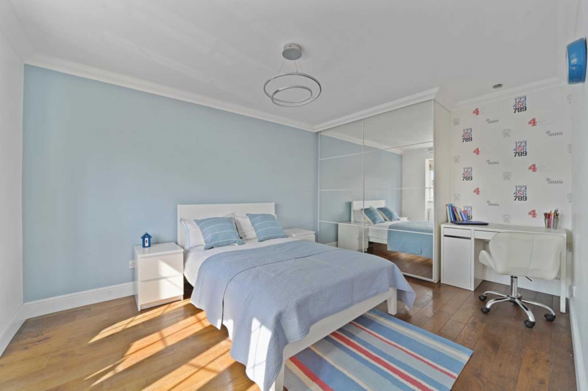 Wansford Close, Brentwood, Image 20