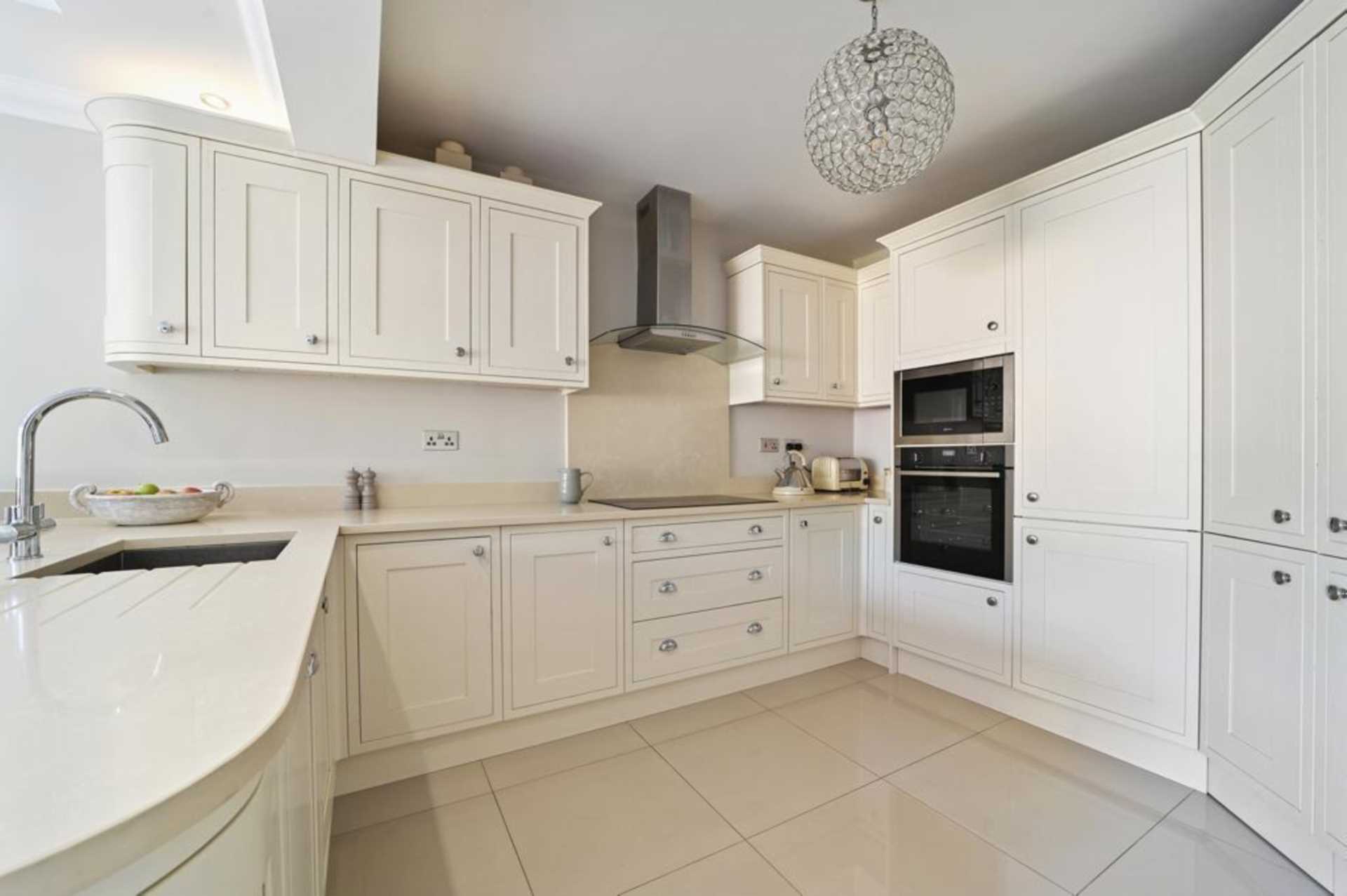 Wansford Close, Brentwood, Image 6