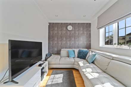 Wansford Close, Brentwood, Image 11