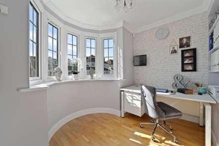 Wansford Close, Brentwood, Image 12