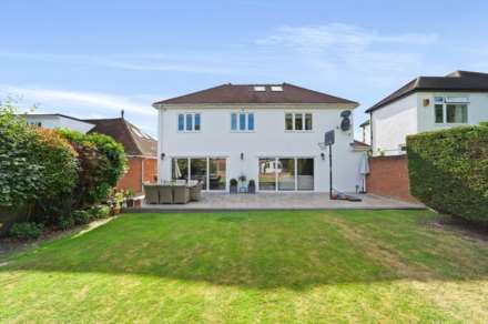 Wansford Close, Brentwood, Image 25