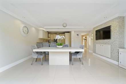 Wansford Close, Brentwood, Image 5