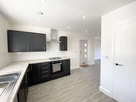 Manser Road, Rainham, Image 4