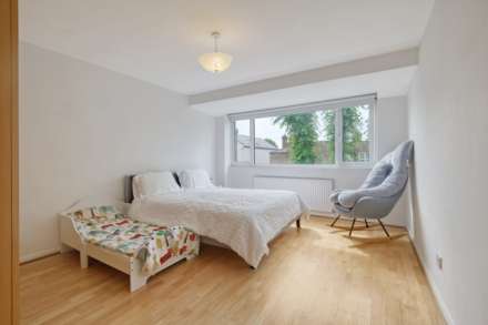 Regency Court, Brentwood, Image 11
