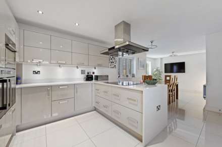Property For Sale Watlington Gardens, Brentwood