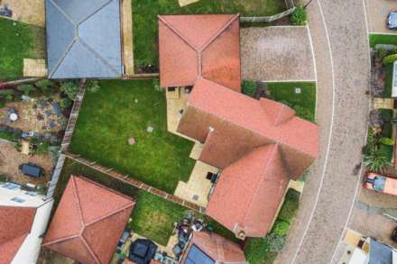 Watlington Gardens, Brentwood, Image 15
