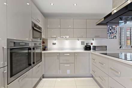 Watlington Gardens, Brentwood, Image 26