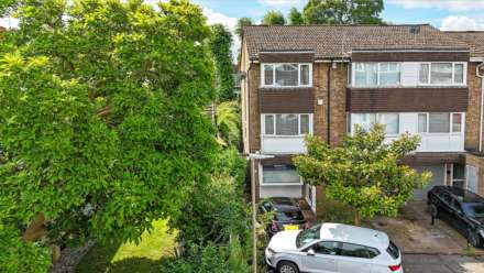 Property For Rent Regency Court, Brentwood