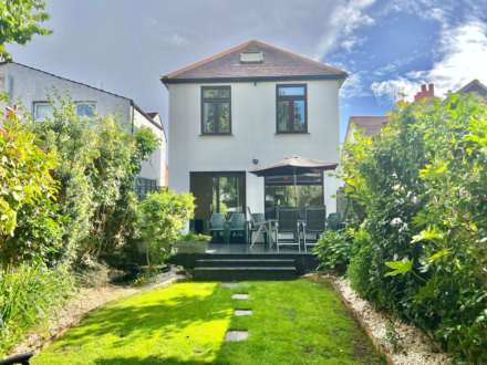Cromwell Road, Warley, Brentwood, Image 11