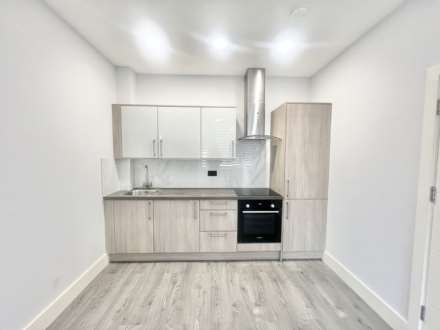 Queens House, Brentwood, Image 7