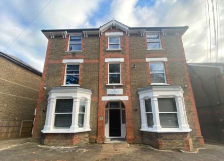 Queens House, Brentwood, Image 8