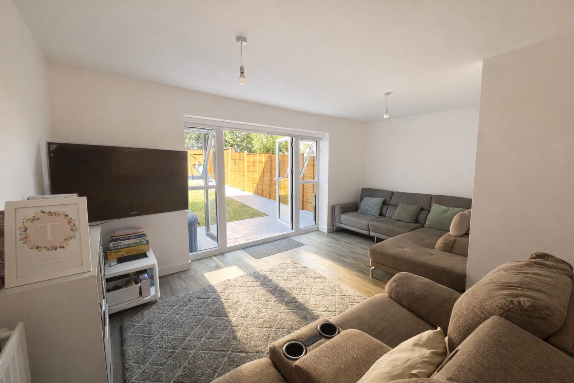 Florence Close, Warley, Brentwood, Image 3
